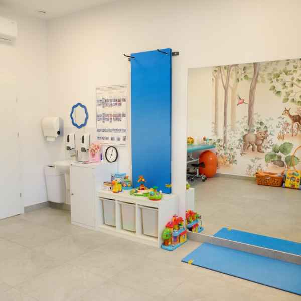 Sala w ośrodku Mini-Med – zdjęcie 16